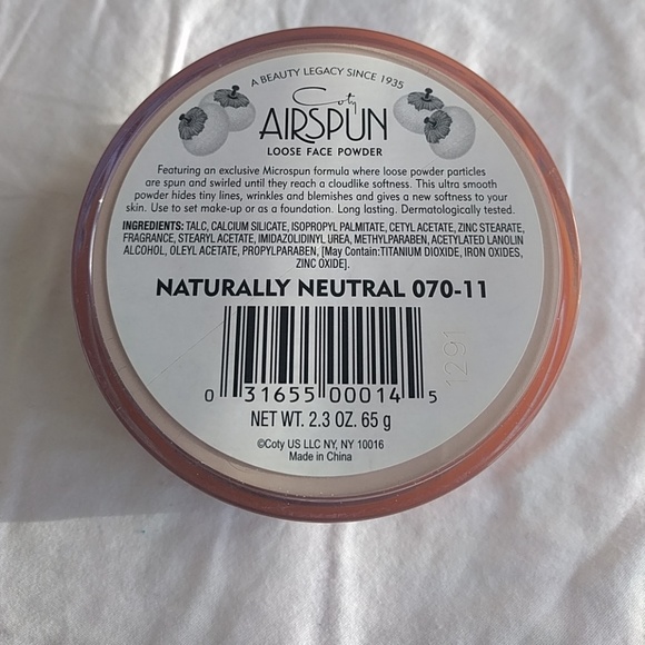 Coty Airspun Loose Powder - Naturally Neutral - Picture 3 of 4